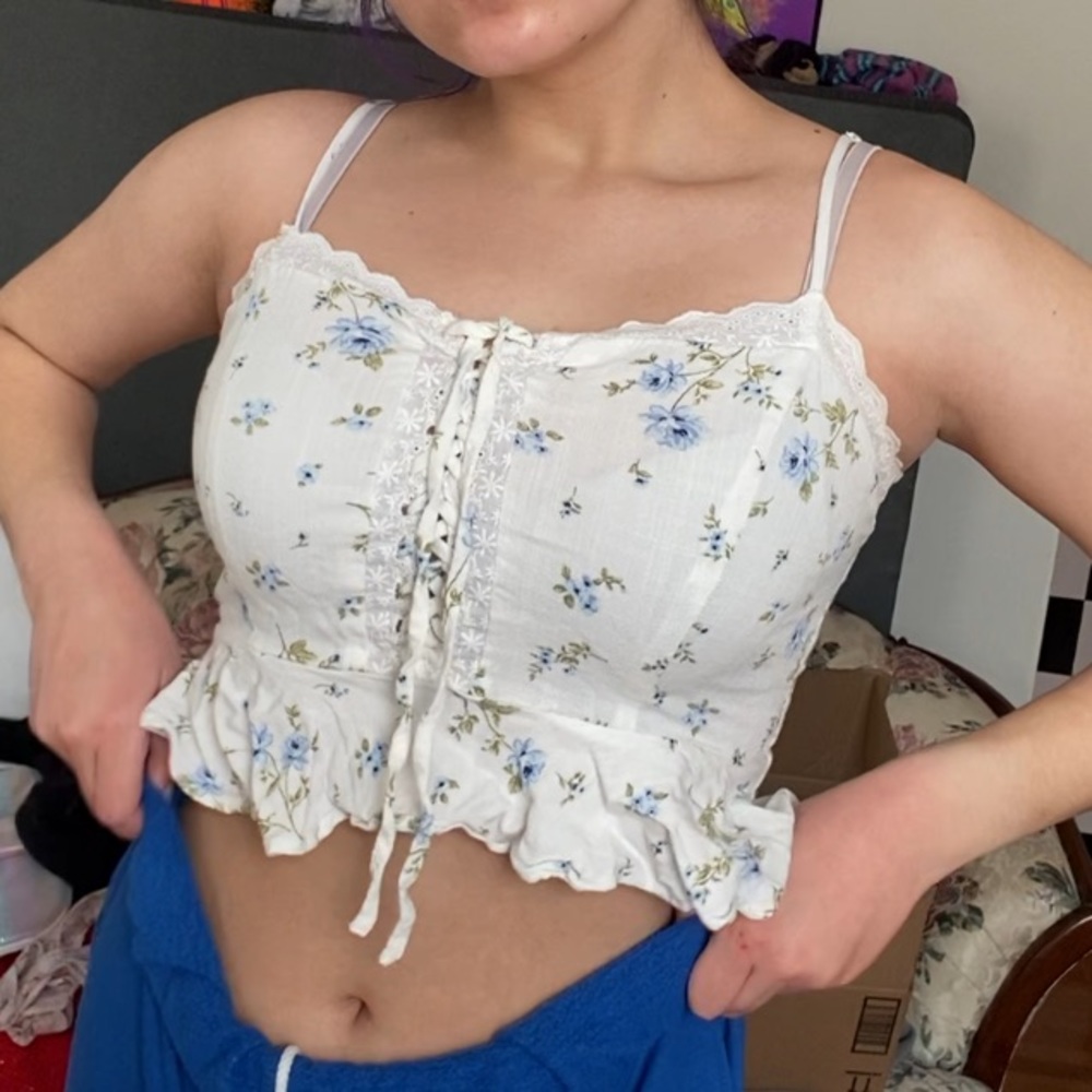 lettuce hem floral crop tank top